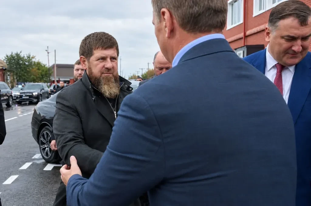 Кадиров майже не може ходити: джерело повідомило про різке погіршення стану