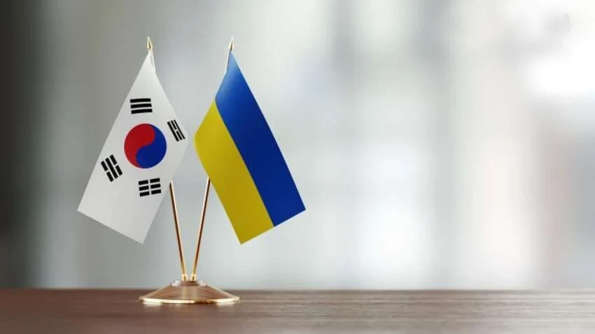 Південна Корея відкликає ще частину дипломатів з України через конфлікт із Києвом